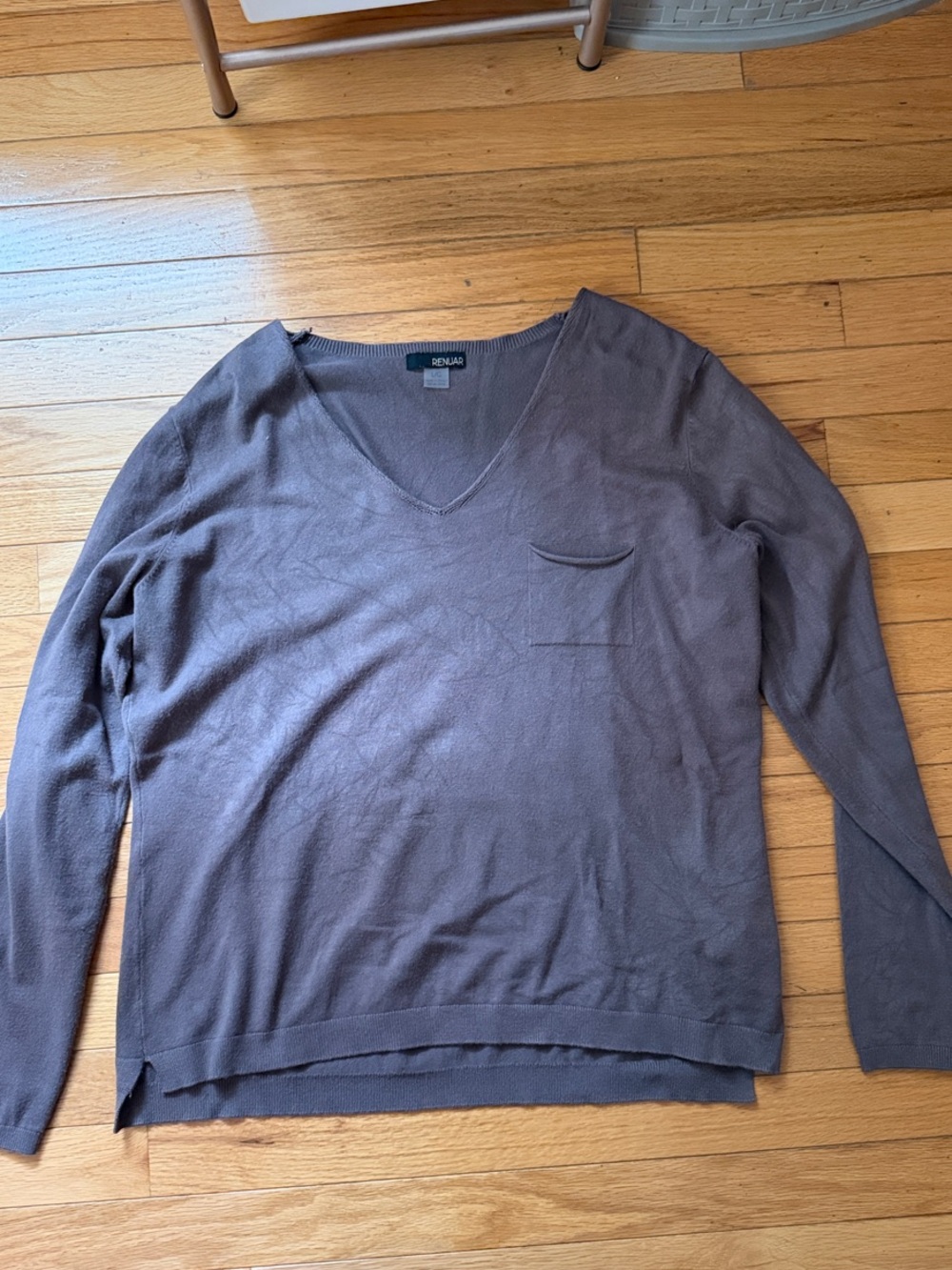 Women’s V-Neck Sweater in Taupe-Brown